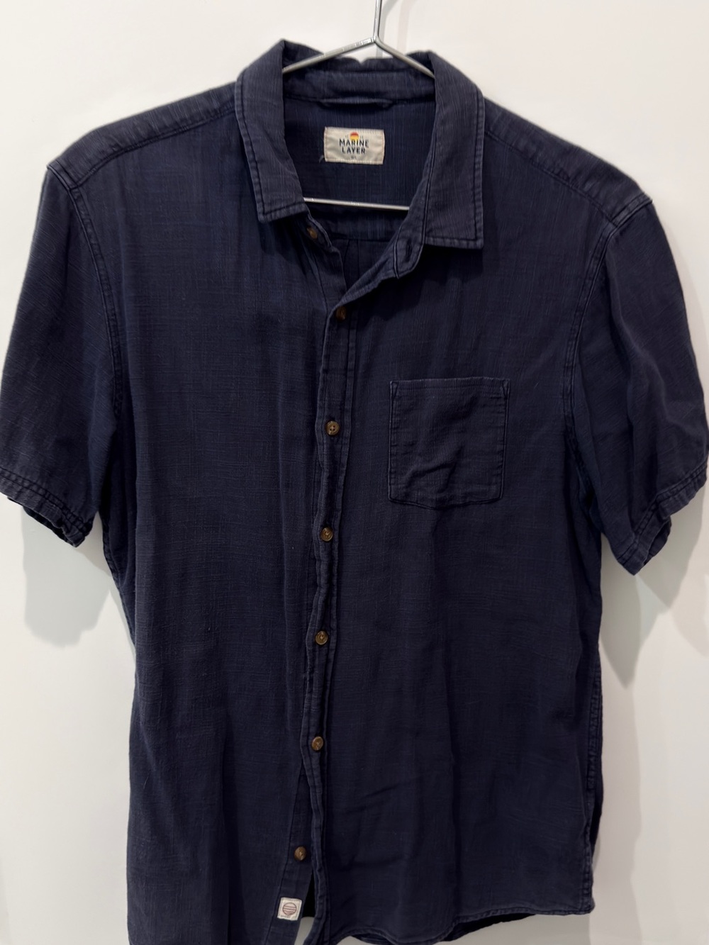 Marine Layer Men’s Navy Linen Short-Sleeve Button-Up Shirt
